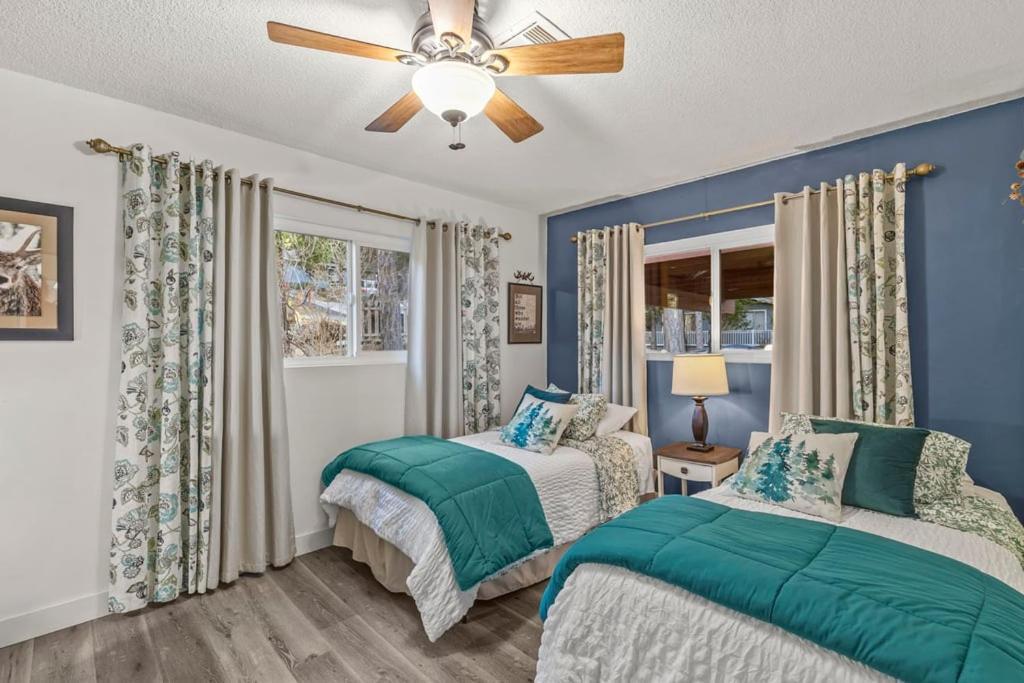 Holiday home The House Crestline